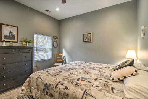 Dream Cottage With Sandy Beach, Dock, Pontoon Rental