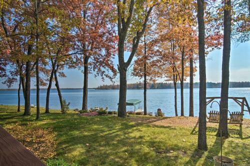 Dream Cottage With Sandy Beach, Dock, Pontoon Rental