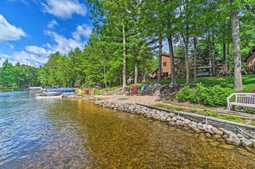 Dream Cottage With Sandy Beach, Dock, Pontoon Rental