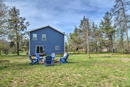 Up North Getaway With Bbq, 3mi To Au Sable River