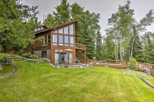 Chicagon Lakefront Cabin With Private Sauna & Dock Home