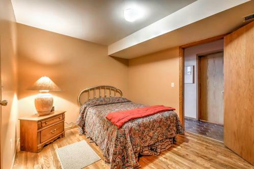 Chicagon Lakefront Cabin With Private Sauna & Dock Home