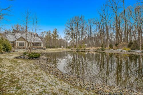 Four Seasons Retreat
