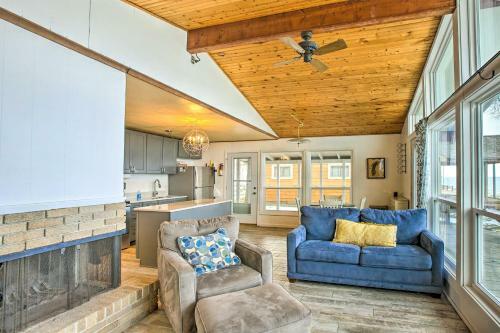 Lakefront Cottage Near Wineries And State Parks