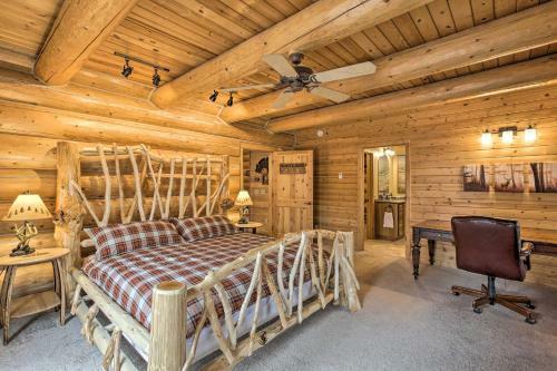 Secluded, Luxury Lodge Less Than 15 Mi To Boyne Mtn!