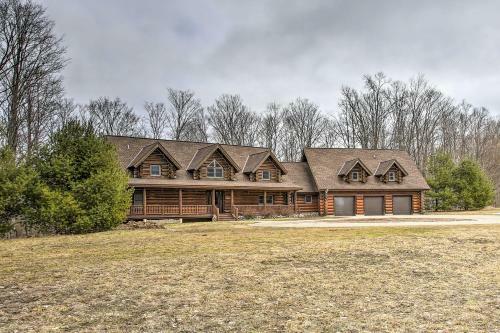 Secluded, Luxury Lodge Less Than 15 Mi To Boyne Mtn!