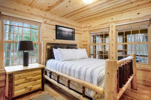 Kingfisher Cove Cabin 27