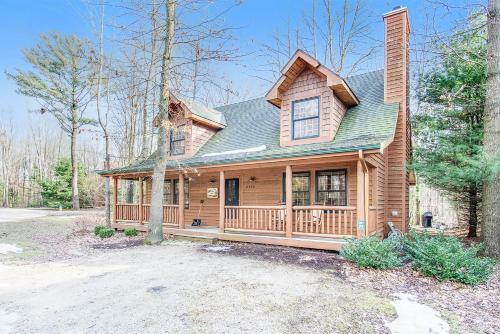 Kingfisher Cove Cabin 27