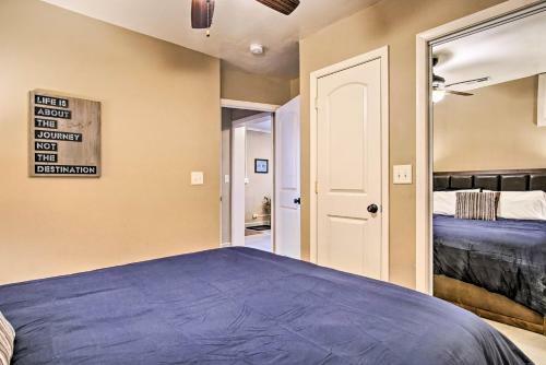 Pet-friendly Cottage Less Than 1 Mile From Oval Beach!