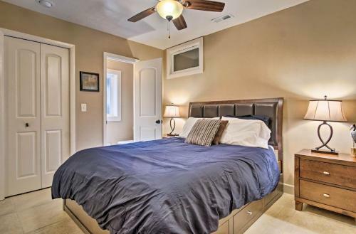 Pet-friendly Cottage Less Than 1 Mile From Oval Beach!