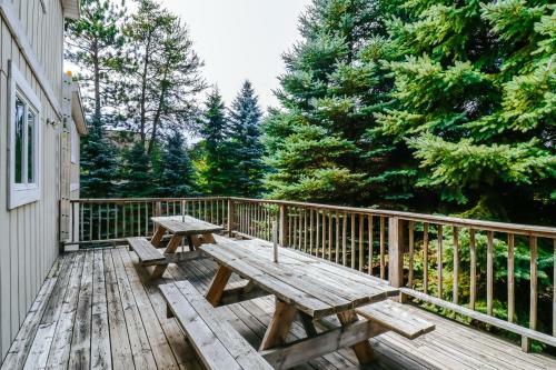 Stay-n-play Getaway