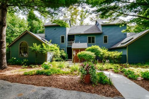 Wintergreen Condos