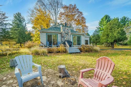 Lodge Riverside Abode