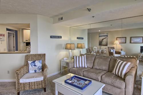 207 North Shore Inn