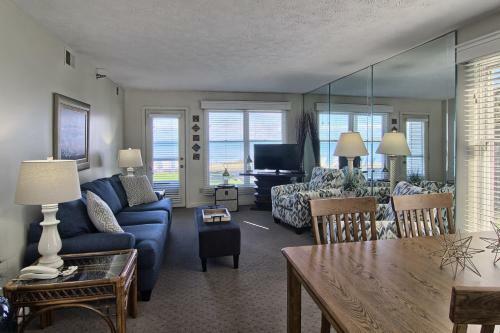 106 North Shore Inn