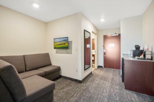 Cobblestone Hotel & Suites - Austin