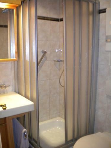 Hostal Pension K�berl