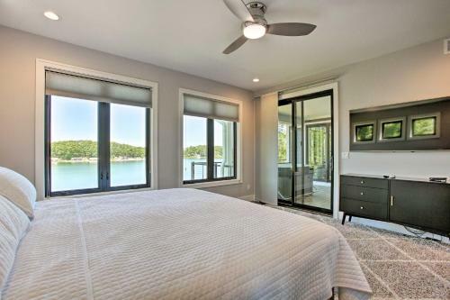 Waterfront Silver Lake Home With Private 40 Dock!