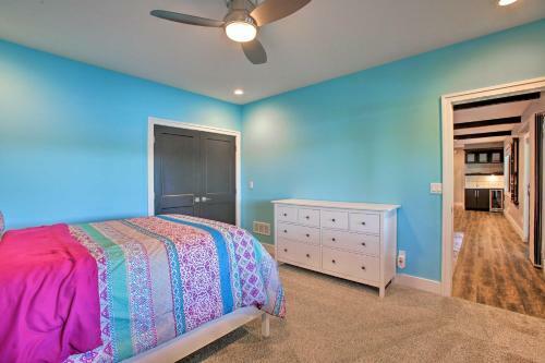 Waterfront Silver Lake Home With Private 40 Dock!