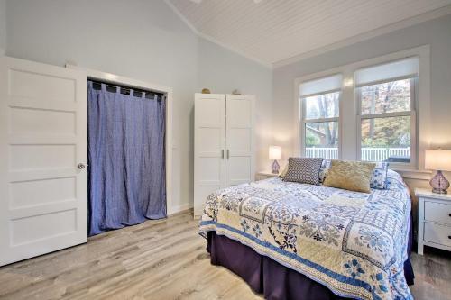 Modern Home With Pool And Hot Tub - Walk To The Beach!