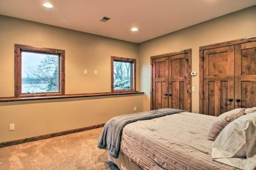 Magnificent House With Game Room On Lake Latoka