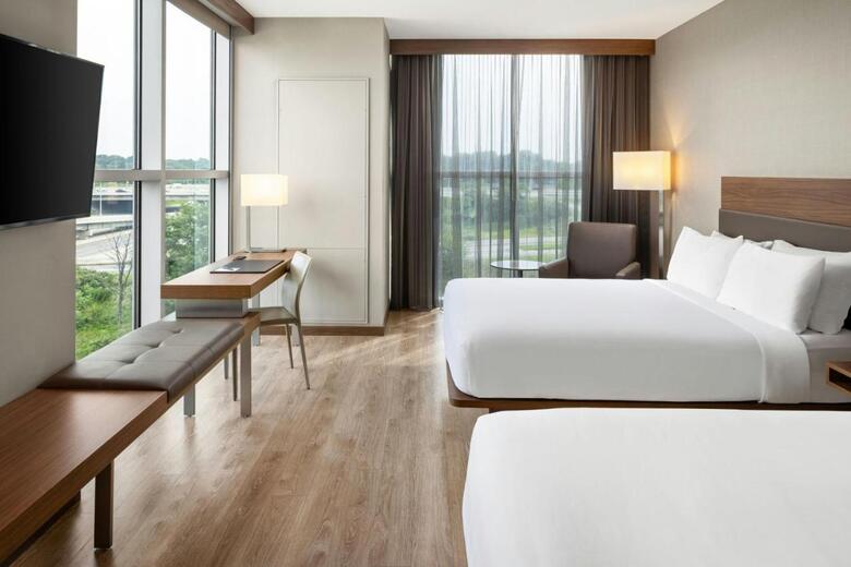 AC Hotel By Marriott Minneapolis West End