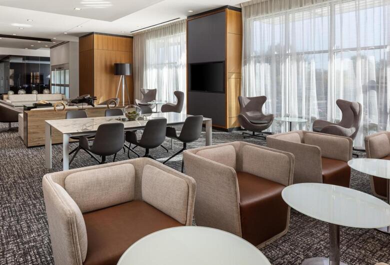 AC Hotel By Marriott Minneapolis West End