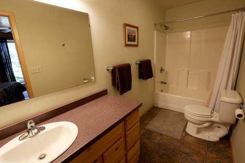Hotel Five Lakes Resort