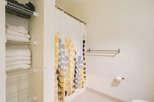 Apartamento University Sanctuary + Gym