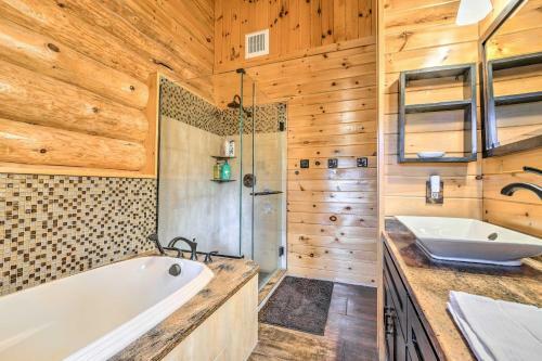 Lutsen Cabin With Fire Pit, Patio And Deck!