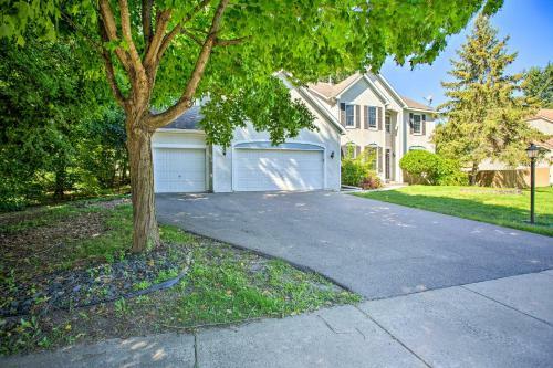 Executive Eden Prairie Home With Deck, Game Room