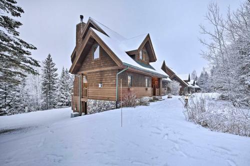 Comfy Lutsen Mountain Villa With Balcony, Grill