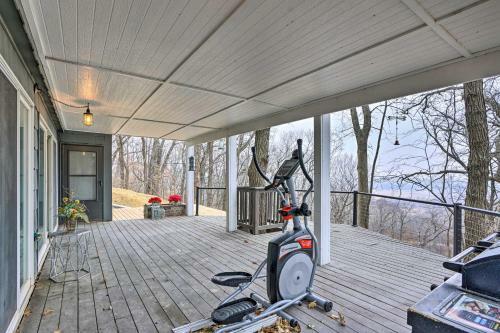 Chic Chaska Retreat With Deck Overlooking Dtwn!