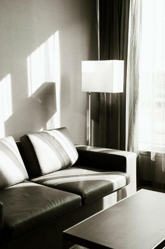 AC Hotel By Marriott Minneapolis West End