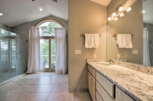 Lavish Lakefront House In Brainerd Lakes Area