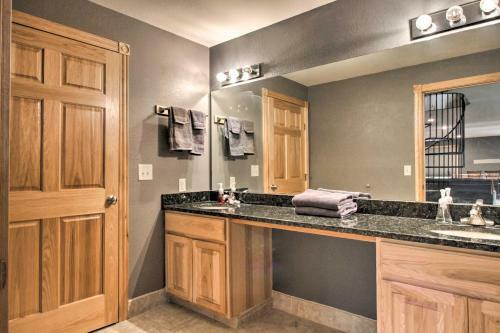 Lavish Lakefront House In Brainerd Lakes Area