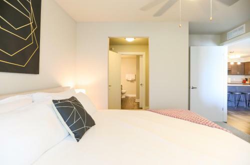 Kasa Minneapolis Uptown Apartments