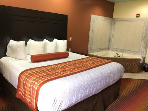 Motel America's Best Value Inn & Suites-clinton