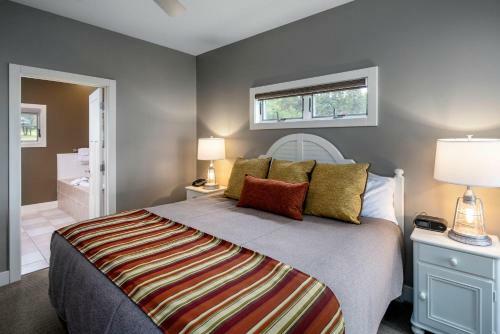 Hotel Larsmont Cottages