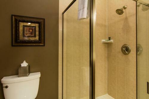 Hotel Larsmont Cottages