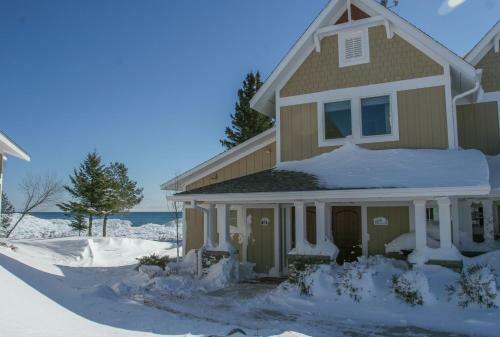 Hotel Larsmont Cottages