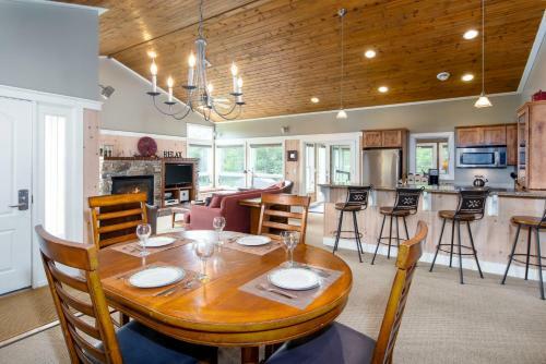 Hotel Larsmont Cottages