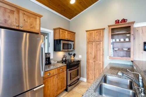 Hotel Larsmont Cottages