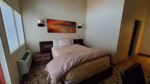 Hotel Lowell Inn