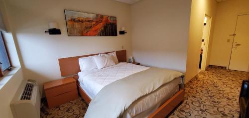 Hotel Lowell Inn