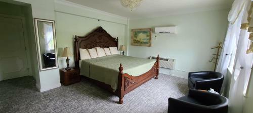 Hotel Lowell Inn