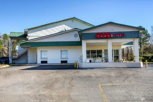 Oyo Hotel Jackson South I-55