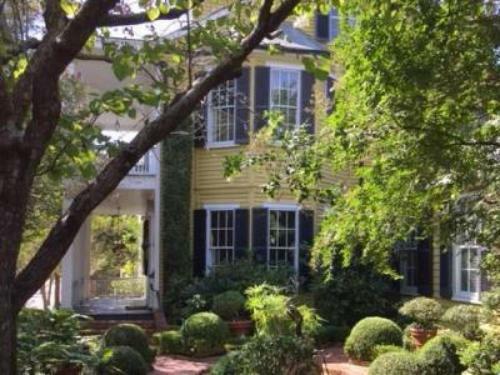 Bed & Breakfast Gardensong Guest House