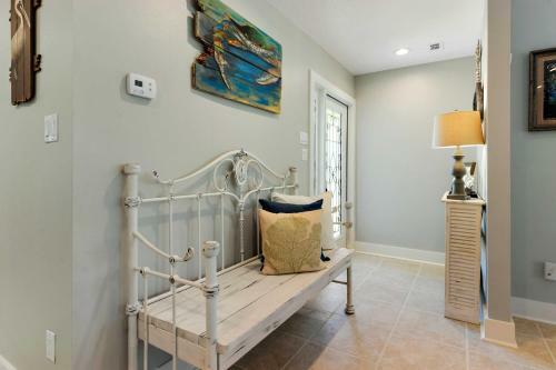Waterfront Pass Christian Home With Bay Access!