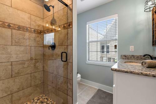 Waterfront Pass Christian Home With Bay Access!